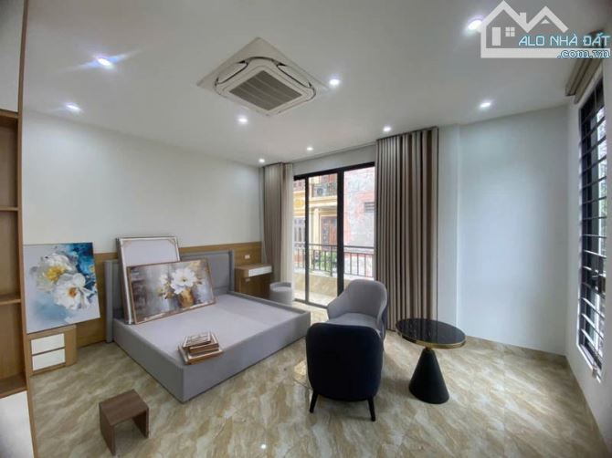 HIẾM CÓ-KIM MÃ THƯỢNG-MẶT NGÕ TO NHƯ PHỐ- LÔ GÓC- MẶT TIỀN KHỦNG- Ô TÔ TRÁNH,ĐỖ- DÒNG TIỀN - 4