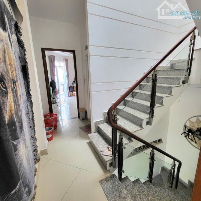 Bán nhà căn góc 2 mặt tiền, vừa ở vừa kinh doanh, Huỳnh Tấn Phát, 50m2 - Nhỉnh 6 tỷ - 5