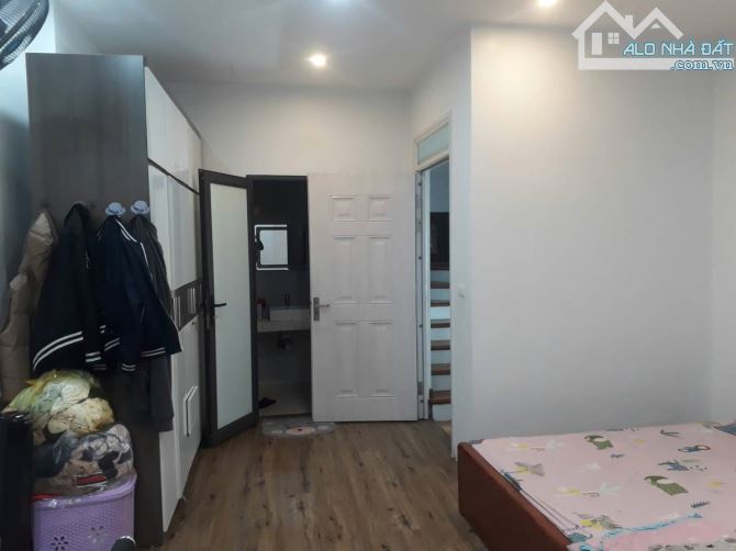 BÁN NHÀ ĐẸP PHỐ 8/3 – HBT – TRUNG TÂM, NGÕ Ô TÔ, DT 36m²,4 tầng ,MT 4.8m, 10.5 tỷ - 5