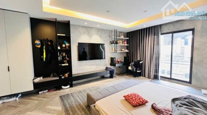 KO NHANH LÀ TIẾC. NHÀ VIP, GA RA, TM, FULL NỘI THẤT XỊN, KD, LÔ GÓC. BÁN NHÀ LONG BIÊN HN - 6