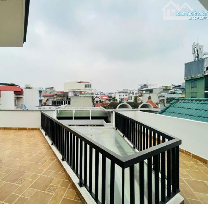 KO NHANH LÀ TIẾC. NHÀ VIP, GA RA, TM, FULL NỘI THẤT XỊN, KD, LÔ GÓC. BÁN NHÀ LONG BIÊN HN - 7