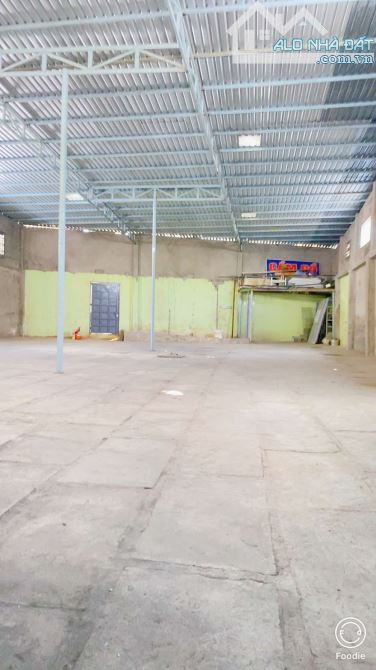 Cho thuê Kho 310 m2 gần chợ Cái Răng 8 triệu - 7