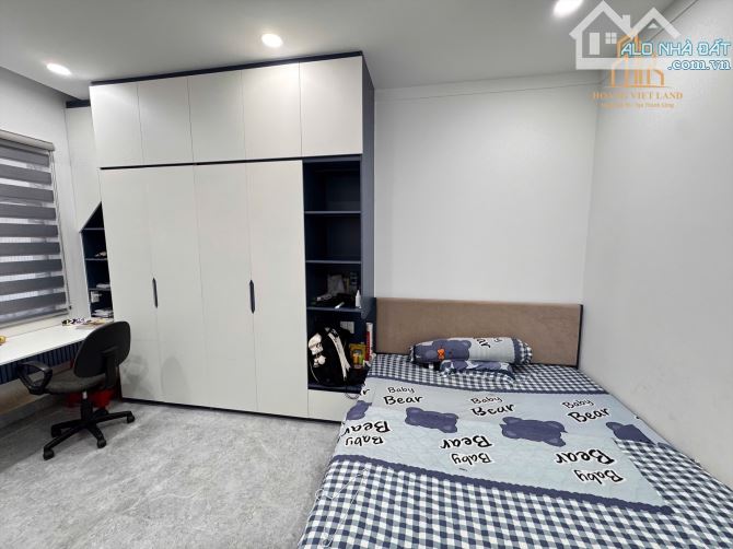 BÁN NHÀ 4 LẦU MẶT TIỀN LÊ THÁNH TÔNG VỪA XÂY ĐƯỢC 2 năm. DT:5x16M. GIÁ: 16,5 TỶ - 7