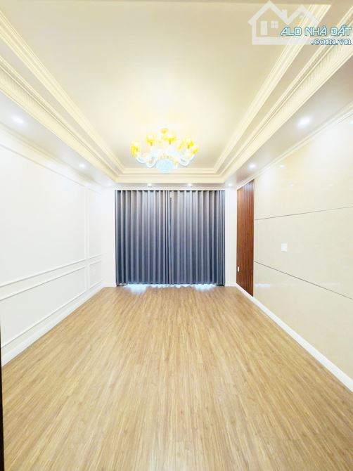 Nhà đẹp TĐC Đồng Giáp - Đông Hải - Hải An . DT 60m2 x 4,5T Thang Máy - 8