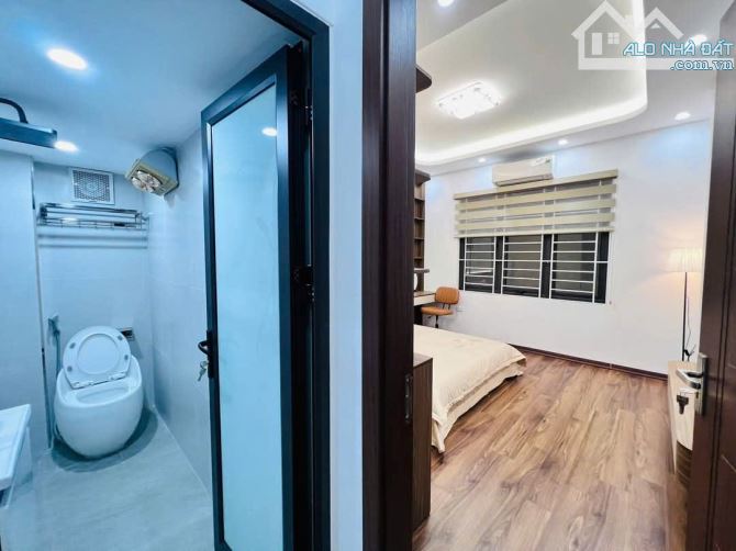 BÁN NHÀ 5 TẦNG XA LA HÀ ĐÔNG - 4 PHÒNG NGỦ, SỔ ĐỎ RIÊNG, GIÁ TỐT 3.2 - 5.2 TỶ - 8
