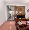 Tôn Đản 61 m2, nhà gác lửng đúc, đẹp xây dựng kiên cố. Chỉ có 2.65 tỷ.
