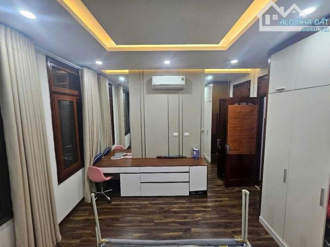 Bán nhà Phạm Tuấn Tài, ô tô tránh, Hoàng Quốc Việt, Phạm Văn Đồng, Cổ Nhuế. 48m2. 22,8 Tỷ