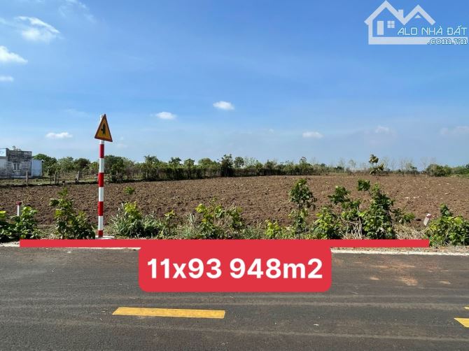 Chỉ 1,8 tỷ sở hữu ngay lô đất 948m2 Thị Trấn Đất Đỏ , ngang 11m mặt tiền nhựa