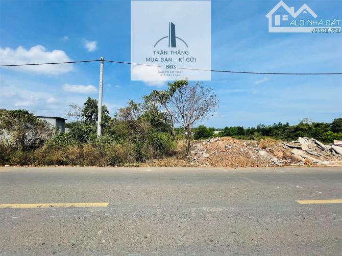 Mặt Tiền Chính Xuân Sơn - Suối Rao Đang Thi Công Mở Rộng - Khu Dân Cư Đông