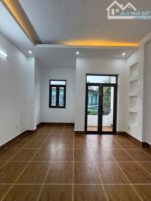 (Chủ gửi) Bán nhà 1 trệt 2 lầu khu vực dân cư đông đúc an ninh cao Quận Ninh Kiều, TPCT