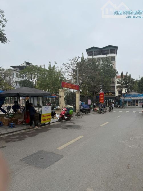 ĐẤT CÒN SÓT LẠI PHỐ PHÚC HOA PHÚ THƯỢNG TÂY HỒ Ô TÔ TRÁNH KINH DOANH 70M2 MT 5.5M 21 TỶ