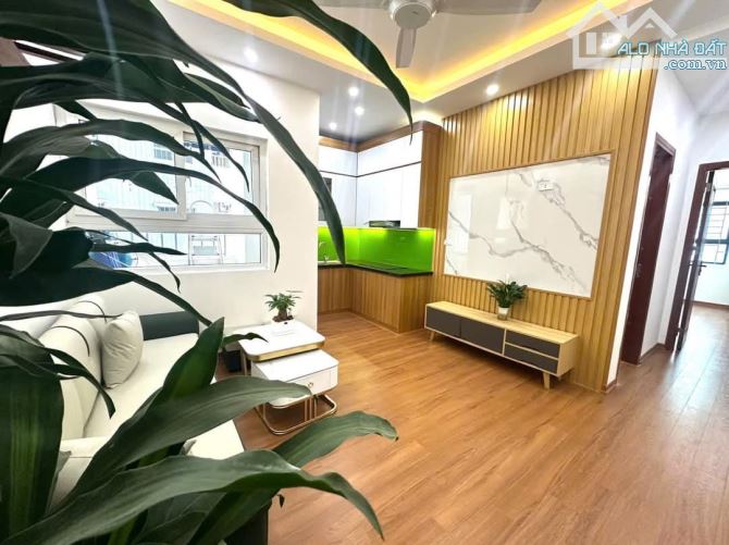 Bán căn chung cư 57m2 tòa CT12A Kim Văn Kim Lũ