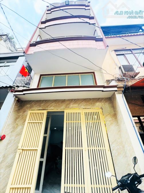 NHÀ ĐẸP - 5 Tầng 33m2, 6 Phòng ngủ, Nguyễn Trãi Quận 5  giá 7.2 tỷ TL.