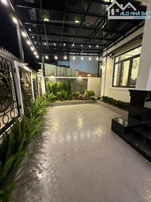 Bán biệt thự 4 tầng, 13phog 👉 15ty5. Tại p7, tp Đà Lạt.