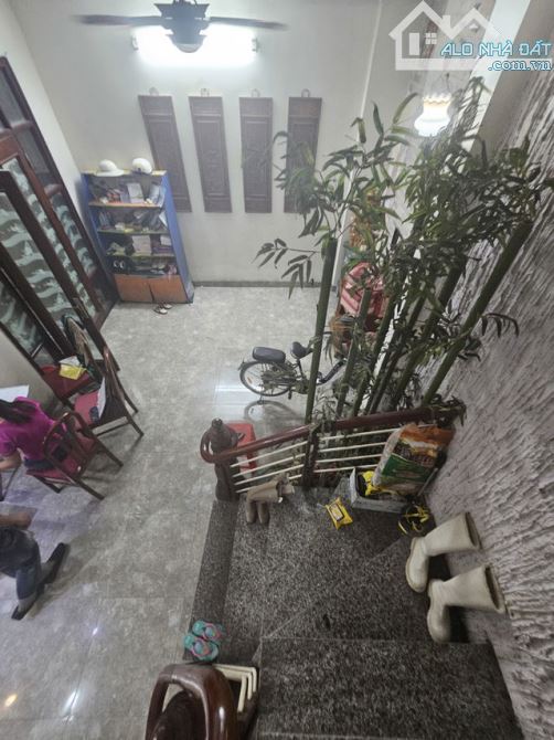 Cần Bán Nhà 38m2 tại Ngọc Lâm Long Biên 6,1Tỷ Mặt Tiền Đẹp Vị Trí Đỉnh Kinh Doanh Tốt