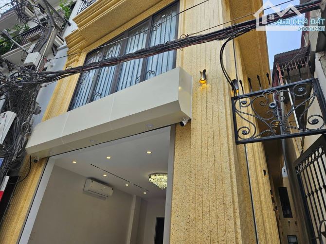 Hiếm. Bán nhà Vip Ngọc Lâm Long Biên 39m2 6 tầng mặt tiền 5m chỉ 14 tỷ lô góc, gần phố - 10