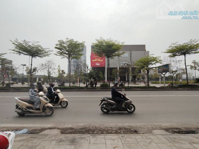 SỐC TOÀN TẬP BÁN MẢNH ĐẤT VÀNG PHỐ LÊ TRỌNG TẤN VỊ TRÍ KIM CƯƠNG 104M2 CHỈ 31 TỶ - 1