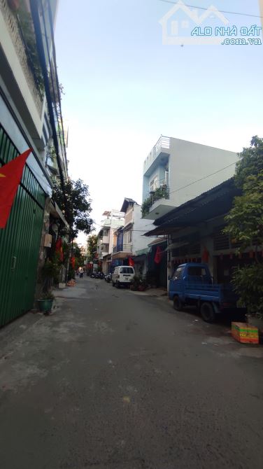 🏡 Bán Nhà Hẻm Nhựa 8m Huỳnh Thiện Lộc, Quận Tân Phú - 4x18m, 3 Lầu ST Giá 7.7 Tỷ TL - 1