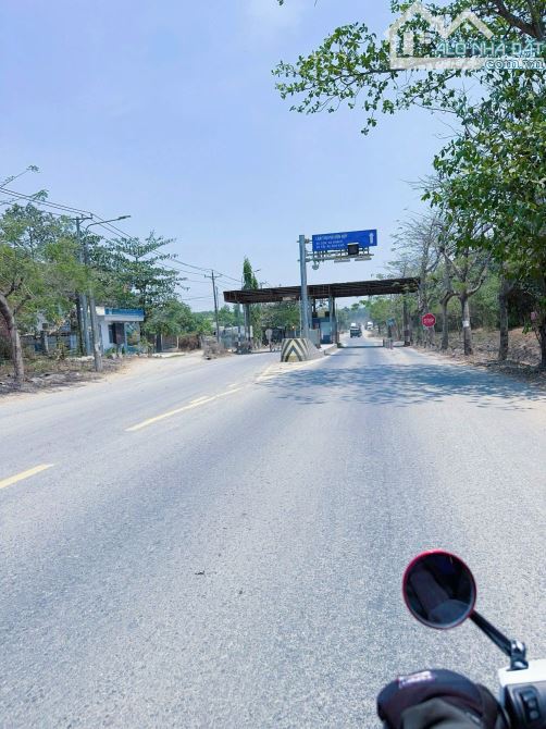 X068 Bán xưởng giá tốt nhất khu vực gần trạm thu phí Thiện Tân Hoàng Văn Bổn Hố Nai 3 Giáp - 1