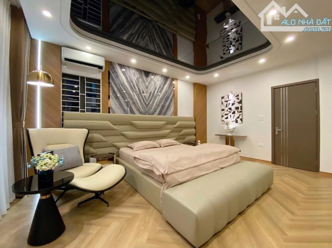 Bán nhà Ngọc Hà, 56m, Thang máy, Lô góc, Nhà xây mới, Nội thất xịn, Sổ vuông, Ngõ thông - 1