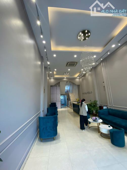 SIÊU PHẨM TÒA NHÀ MẶT PHỐ NGUYỄN KHANG - THANG MÁY – NỞ HẬU - VIEW MẶT SÔNG - 1