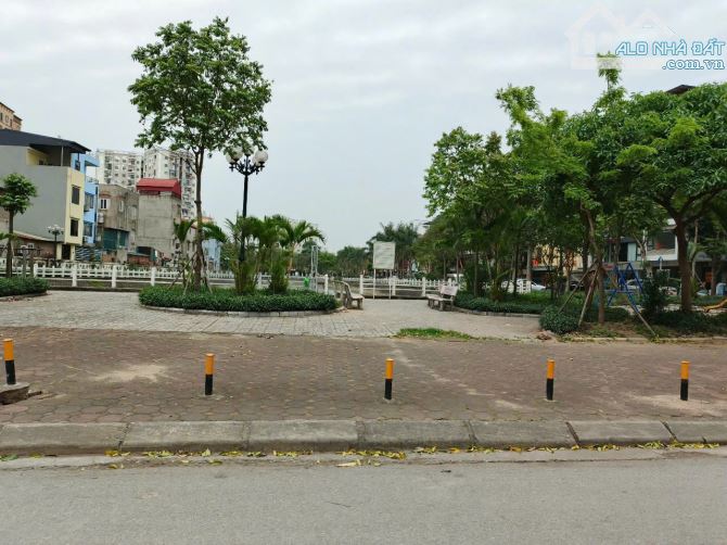 BÁN ĐẤT KẺ TẠNH - LONG BIÊN 62M2, MT 5,8M - NGÕ RỘNG THOÁNG - Ô TÔ VÀO ĐẤT - GIÁ 9 TỶ - 1