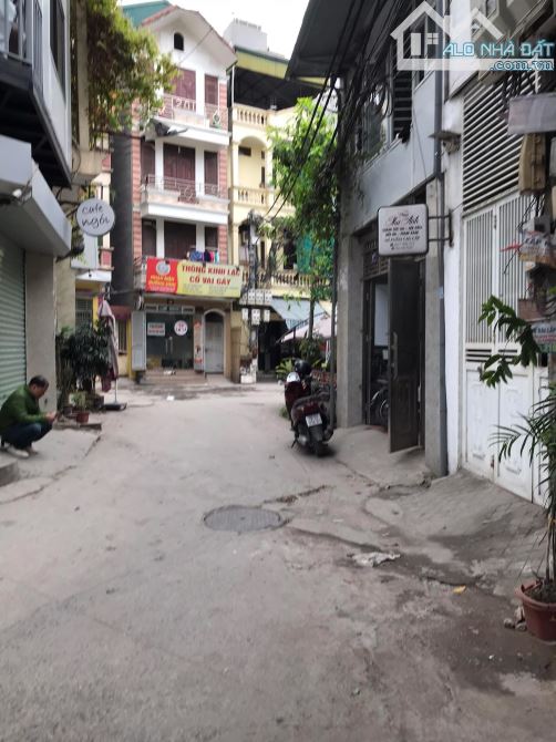 BÁN NHÀ GIÁP BÁT 5 TẦNG NGÕ THÔNG - DT 103m x 5 TẦNG MT 4.3 - GIÁ 21.5TỶ - 1