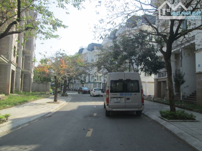 Bán biệt thự KĐT Lideco view công viên vườn hoa cạnh hồ điều hòa 150m2 chỉ 21.9 tỷ. - 1