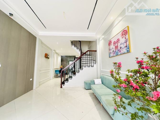 🏡 Siêu phẩm Ngọc Thụy, Long Biên, 47m2 x 4 tầng, full nội thất, dân trí cao, chỉ 7 tỷ 9 - 1