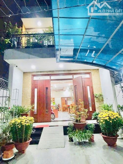 Bán Gấp Nhà Mặt Tiền Kinh Doanh Gần Chợ Đông Hòa Dĩ An - 1