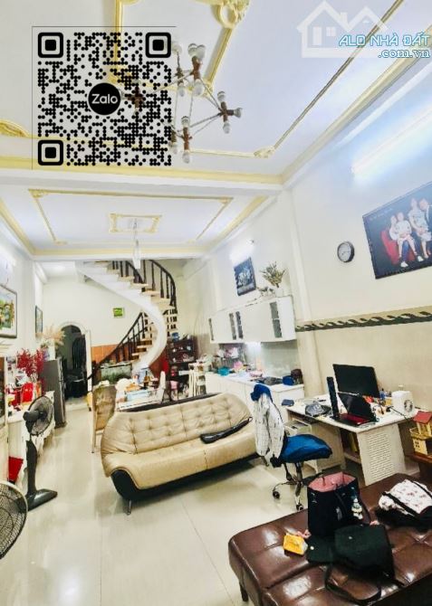 Mặt tiền khu Tên Lửa - 4 tầng - 100m2 (5m x 20m) 5PN - Đường 8m - 1