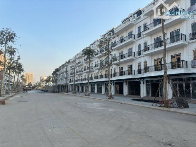 Liền Kề Đông Dương Hoài Đức 80m2 Mặt Tiền 5m 5 Tầng Phân Lô Vỉa Hè Giá Đẹp Đầu Tư 11 tỷ 3 - 1