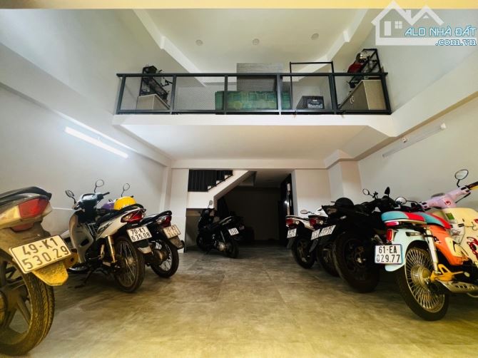 BĐS DÒNG TIỀN NHỈNH 11T TỶ HĐT 43TR/thang _ 79M2 5 TẦNG CÓ THANH MÁY - 1