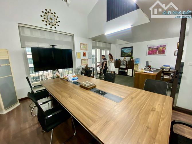 LK BIỆT THỰ VIP NHẤT NGUYỄN TUÂN, THANH XUÂN VỈA HÈ Ô TÔ DỪNG ĐỖ 98m2 MẶT TIỀN 7.5m SỔ ĐẸP - 2