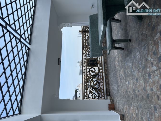 NHÀ BÁN 4TẦNG KẾ BÊN NGUYỄN TƯ GIẢN (P12) GÒ VẤP - 75M2 - HXH NGỦ NHÀ - MỚI ĐẸP CHỈ 6.X TỶ - 2