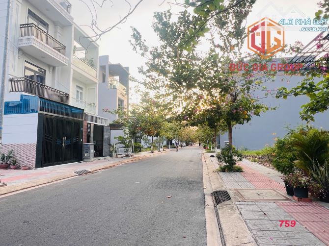 Cần bán lô đất thổ cư đường F6 TDC Bửu Long giá chỉ 3,5 tỷ - 2