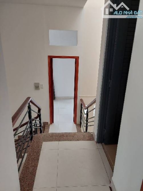 Bán căn nhà ngang 5m giá tốt nhất quận 7 chỉ có 13 tỷ - 2