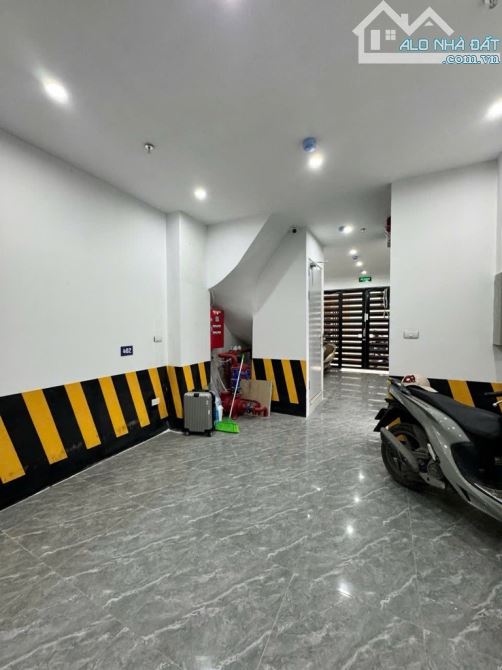 Toà CCMN trung tâm quận Thanh Xuân, gần Ngã Tư Sở - 2