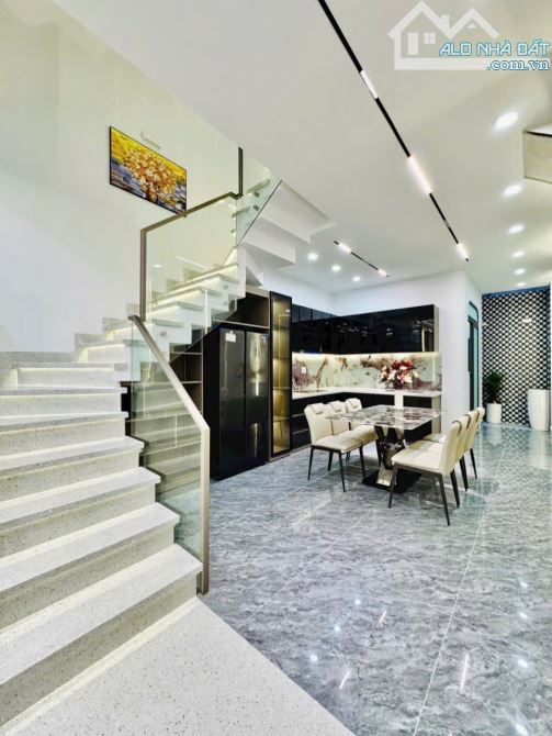 🌟 Cơ Hội Vàng Nhà Đề Thám Q1 - 51m² - 1 Trệt 2 Lầu ST - Chỉ 4.8 Tỷ 🌟 - 2