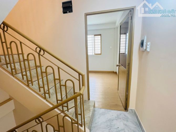NHÀ ĐẸP - 5 Tầng 33m2, 6 Phòng ngủ, Nguyễn Trãi Quận 5  giá 7.2 tỷ TL. - 2