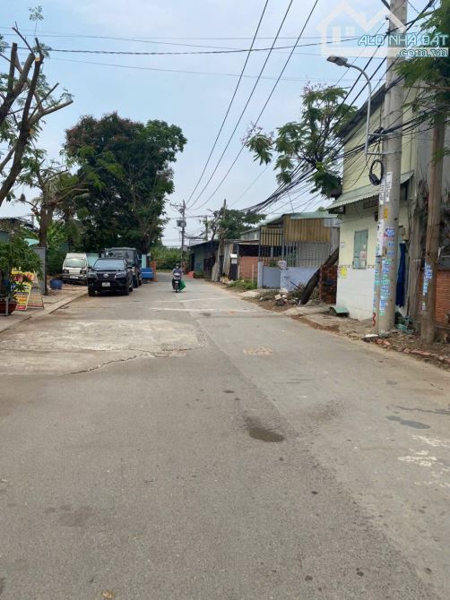 Mặt tiền hẻm 47 Trường Lưu, P.Long Trường, Tp.Thủ Đức (Q9) - 2