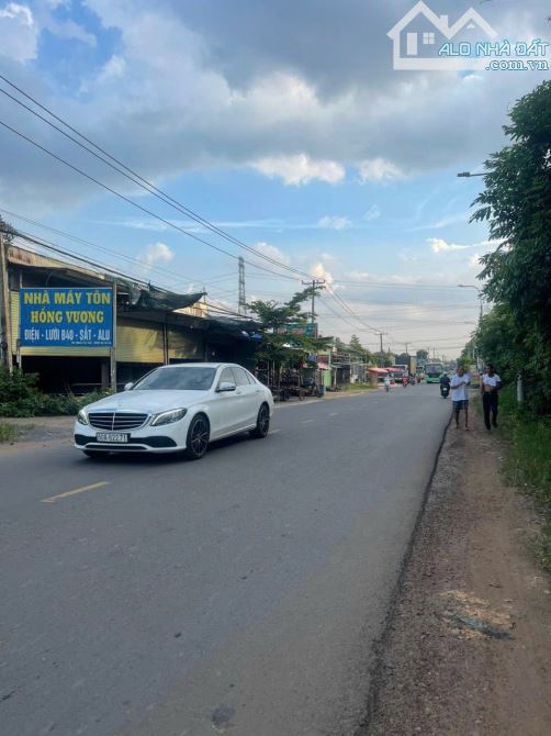 Đất nền giá rẻ 1 sẹc Nguyễn Hoàng 850 triệu gần chợ số 9 , giáo xứ Gia Tôn. - 2