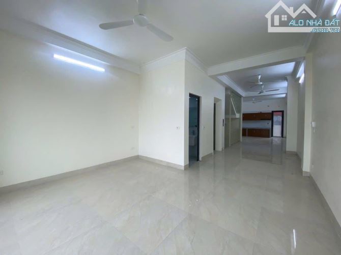 BÁN NHÀ 6,5 TẦNG VIEW VƯỜN HOA KHU KHẢ LỄ 3, VÕ CƯỜNG, TP BẮC NINH - 2