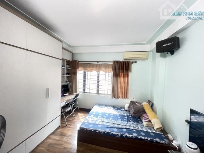 Bán nhà Tư Đình, Long Biên, 45mét, 4 tầng, dân xây kiên cố, chủ tặng nội thất xịn 6.7 tỷ - 3