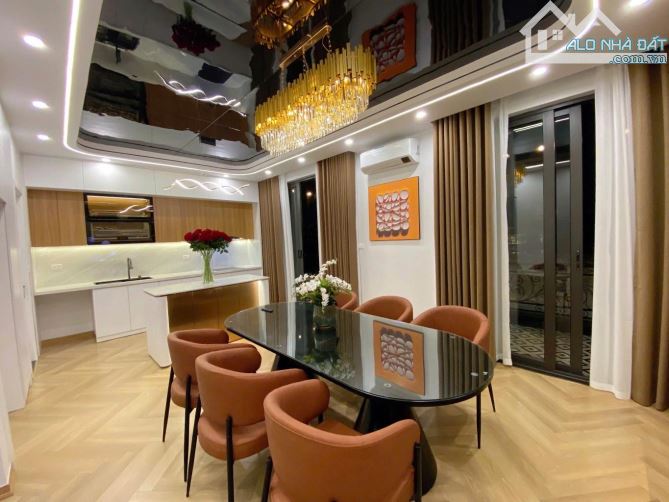 HOA HẬU CẦU GIẤY, 7 TẦNG THANG MÁY, NỘI THẤT TIỀN TỶ, FULL NỘI THẤT, OTO NHỎ VÀO NHÀ, 11tỷ - 3