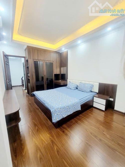BÁN NHÀ NGÕ 79 CẦU GIẤY FULL ĐỒ NHÀ MỚI ĐẸP 30M2, 5T - 3