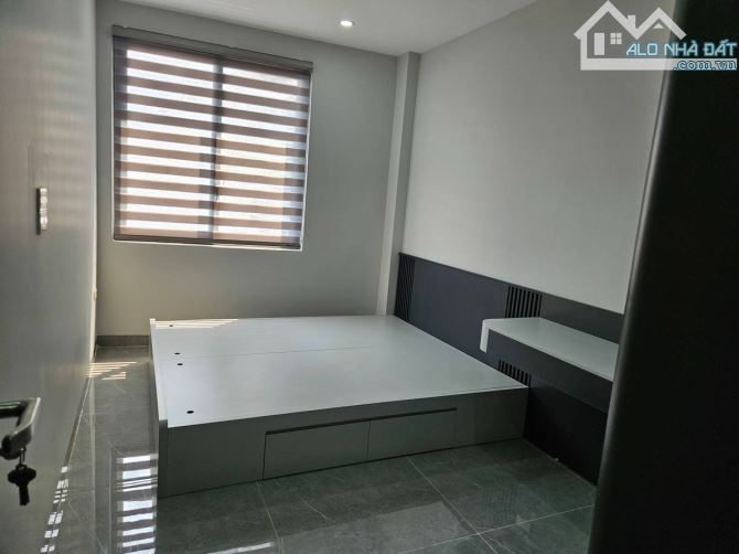 Hiếm. Bán nhà Vip Ngọc Lâm Long Biên 39m2 6 tầng mặt tiền 5m chỉ 14 tỷ lô góc, gần phố - 3
