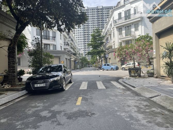 Lô đất 247m2 đẹp hàng đầu khu 31ha Trâu Quỳ, dùng xây nhà vườn hoặc biệt thự siêu đẳng cấp - 3