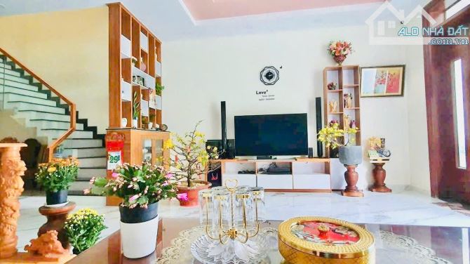 Bán Gấp Nhà Mặt Tiền Kinh Doanh Gần Chợ Đông Hòa Dĩ An - 3