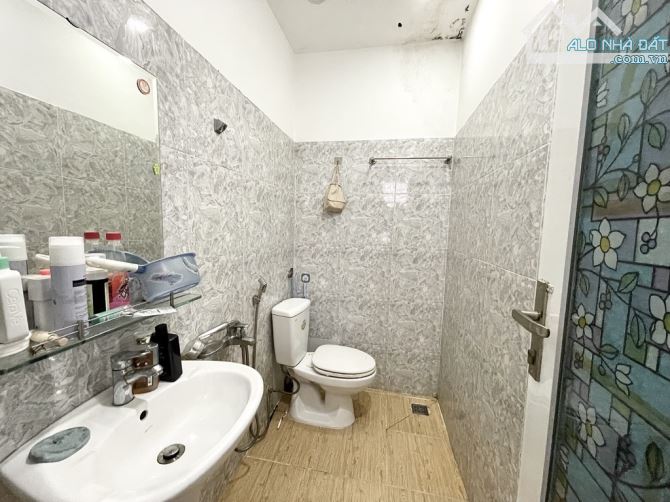 Trần Đình Xu Quận 1 CN 50m2 3Tầng KDC Hiện Hữu - 3